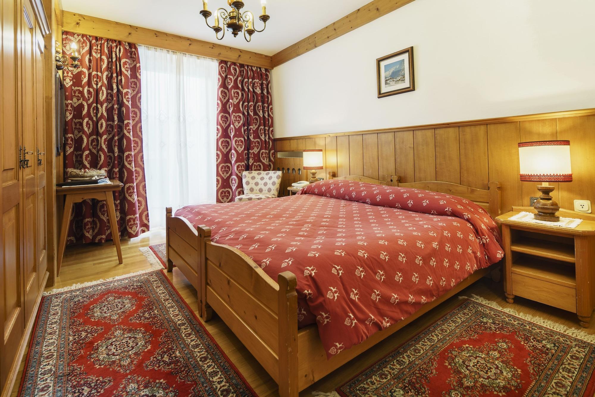Hotel Columbia & Spa Cortina dʼAmpezzo Dış mekan fotoğraf
