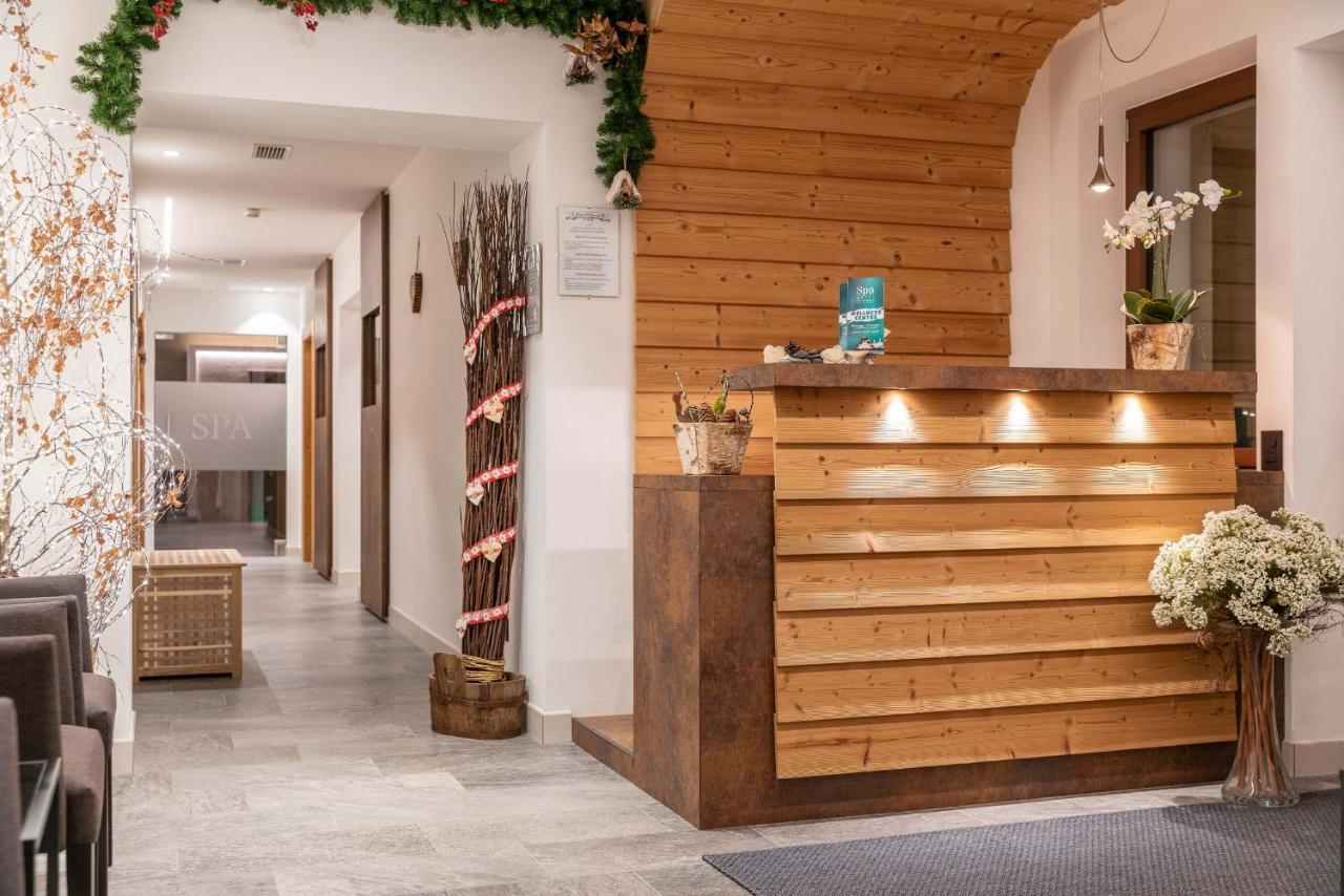Hotel Columbia & Spa Cortina dʼAmpezzo Dış mekan fotoğraf