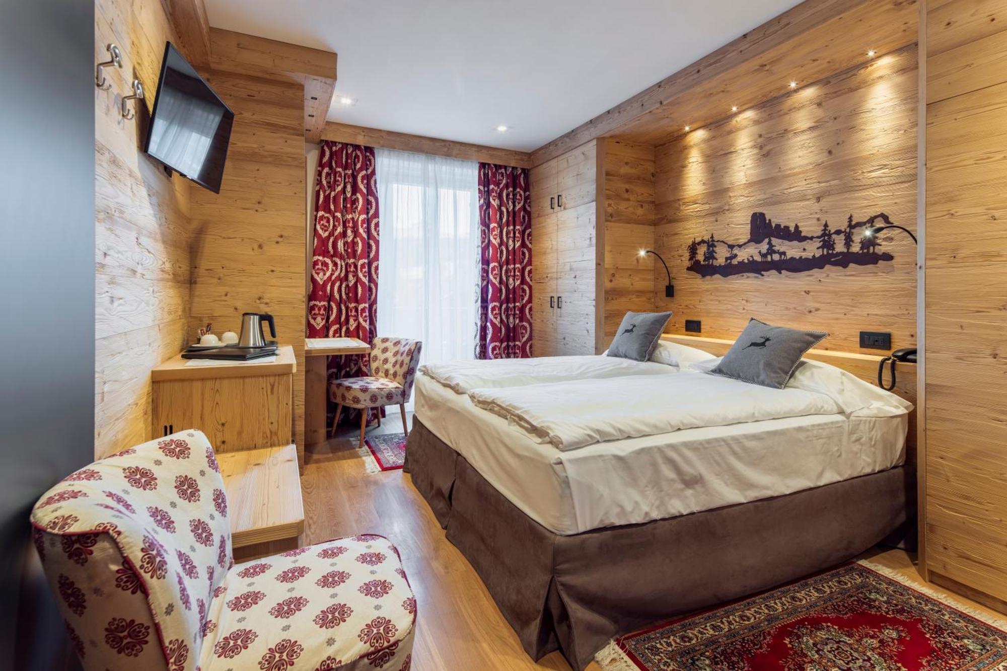 Hotel Columbia & Spa Cortina dʼAmpezzo Dış mekan fotoğraf