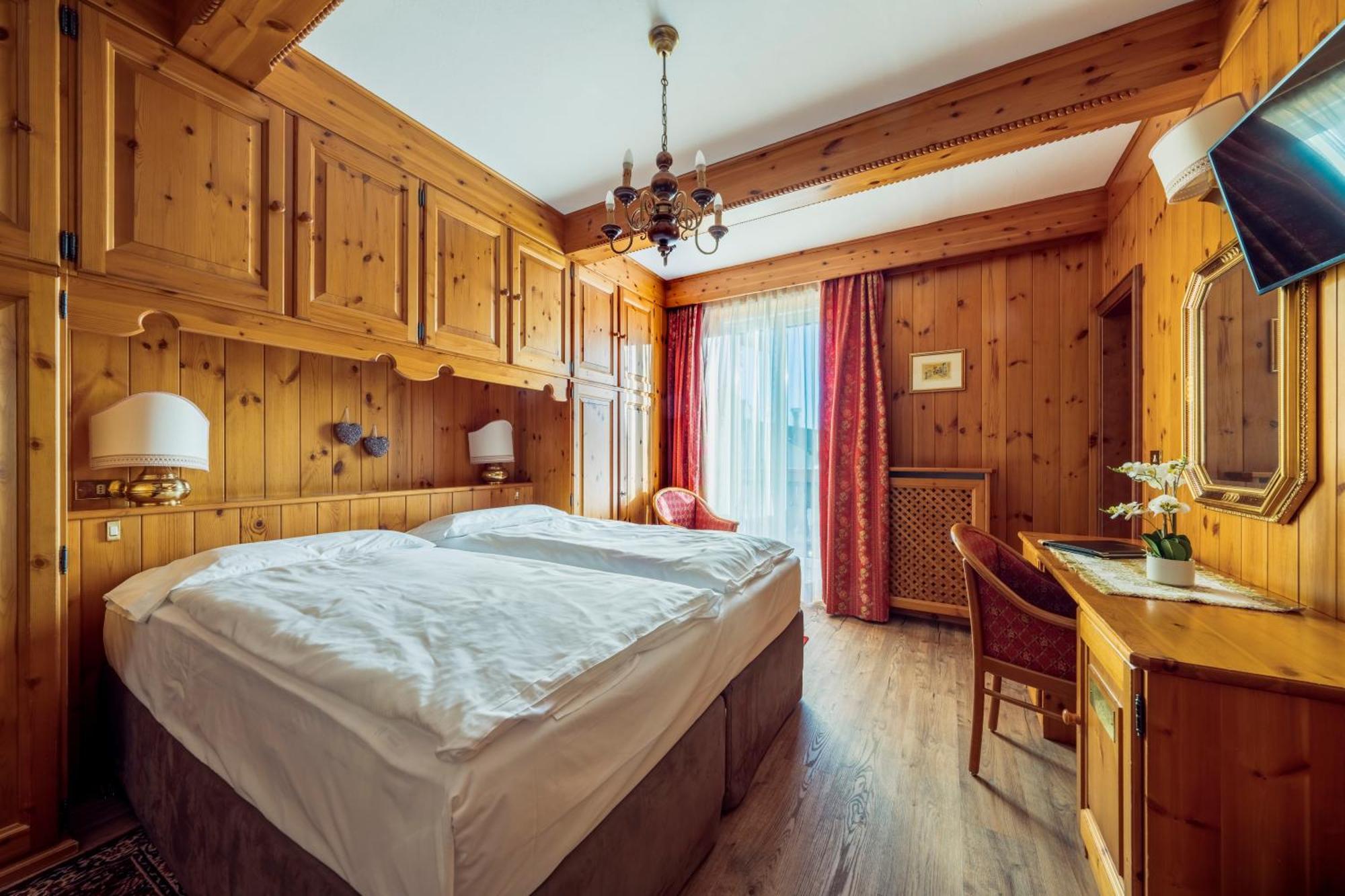 Hotel Columbia & Spa Cortina dʼAmpezzo Dış mekan fotoğraf