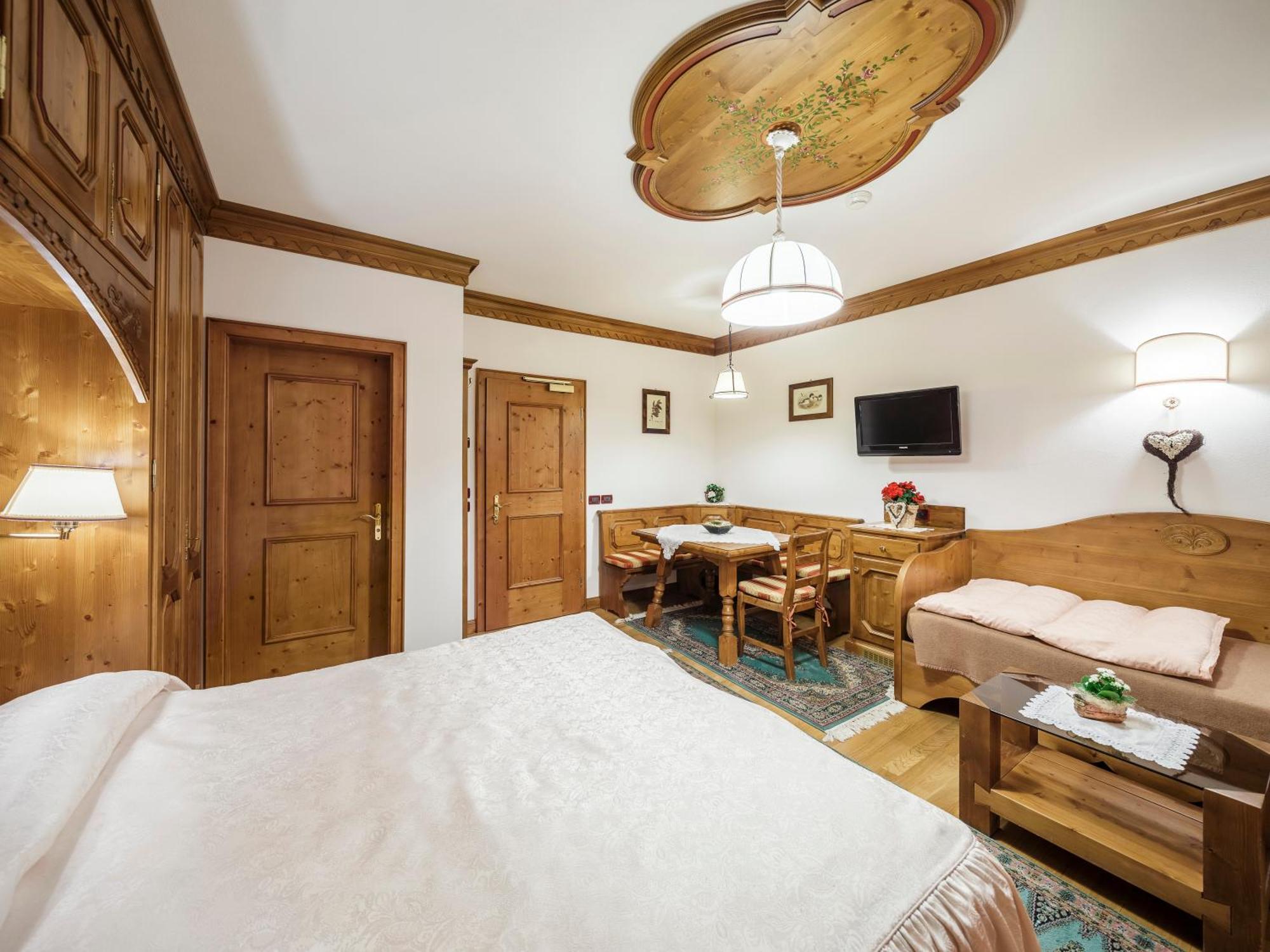 Hotel Columbia & Spa Cortina dʼAmpezzo Dış mekan fotoğraf