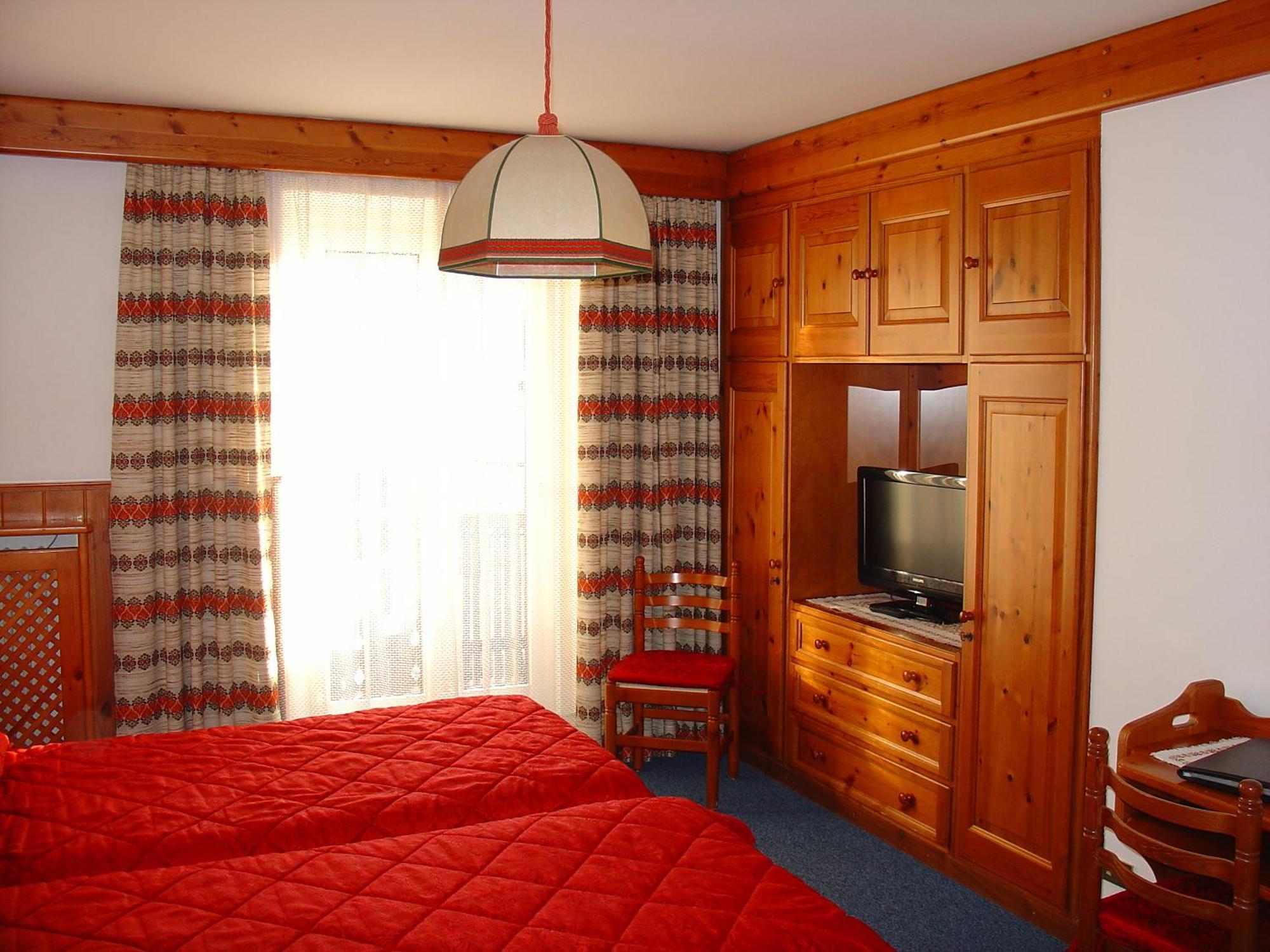 Hotel Columbia & Spa Cortina dʼAmpezzo Dış mekan fotoğraf
