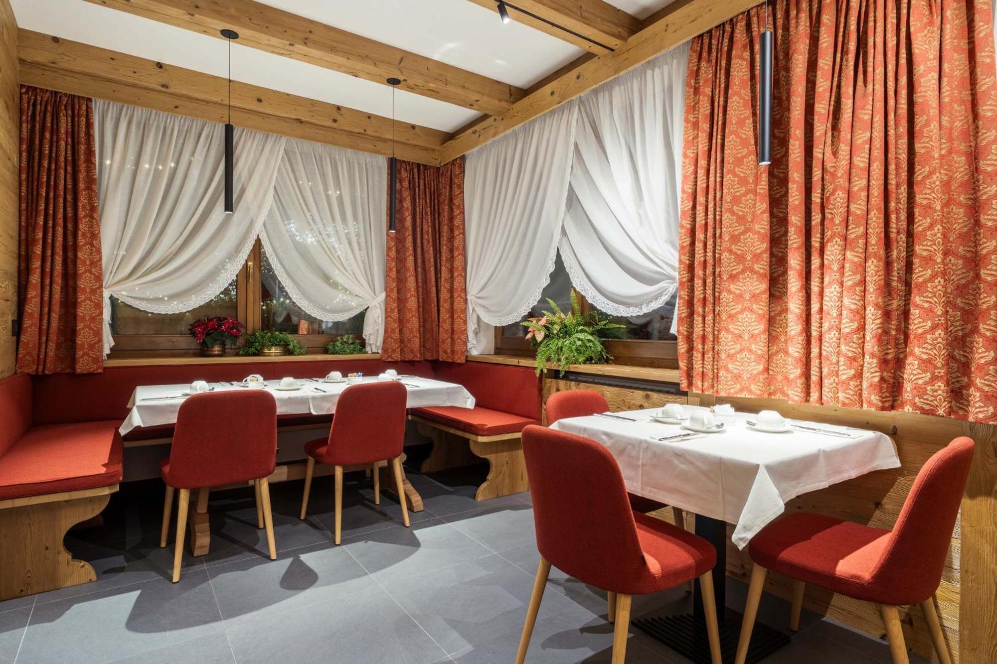 Hotel Columbia & Spa Cortina dʼAmpezzo Dış mekan fotoğraf